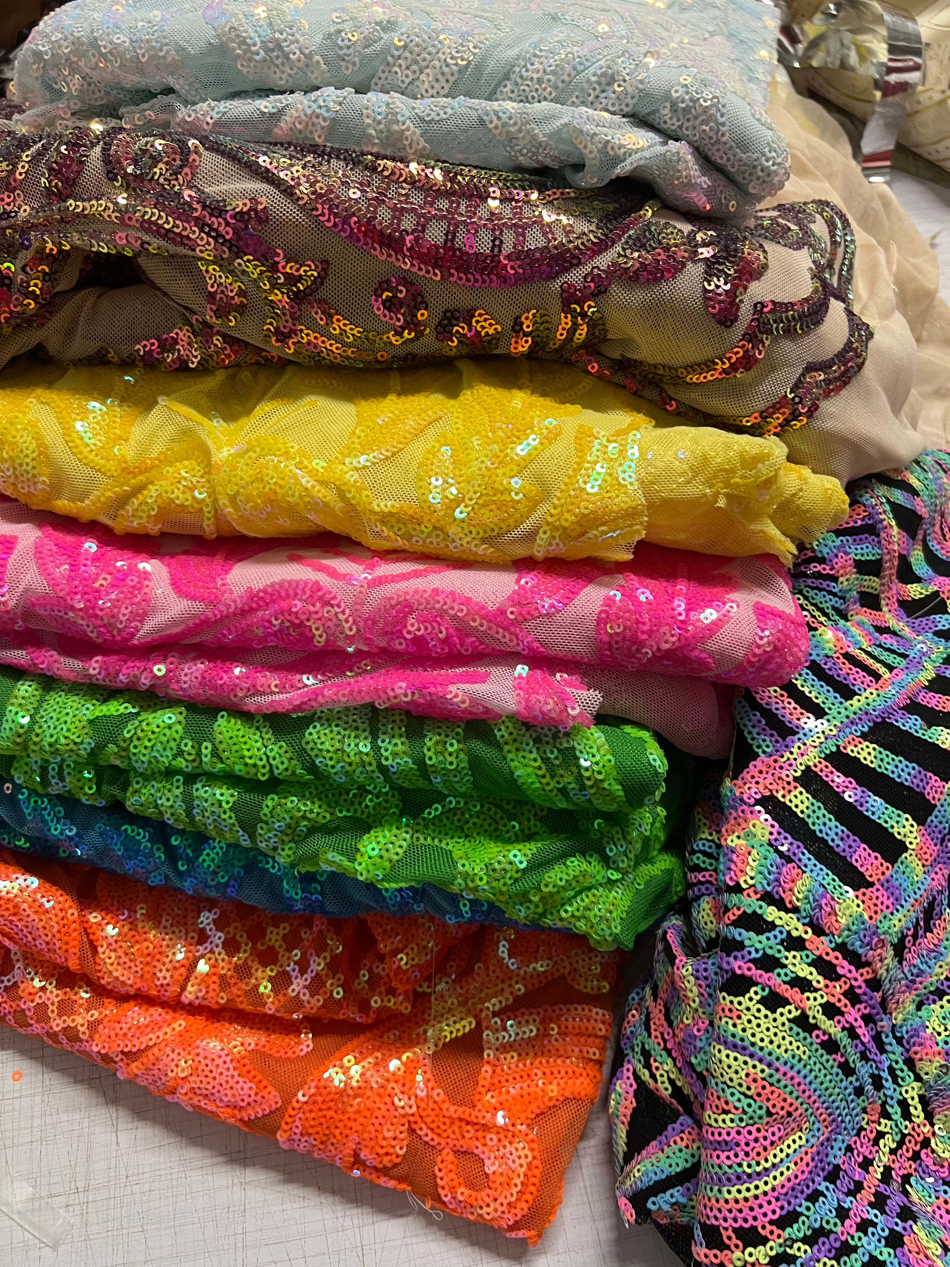 10 Yards Sequins Fabric - 4 Way Stretch Damask Sequins Design Fabric