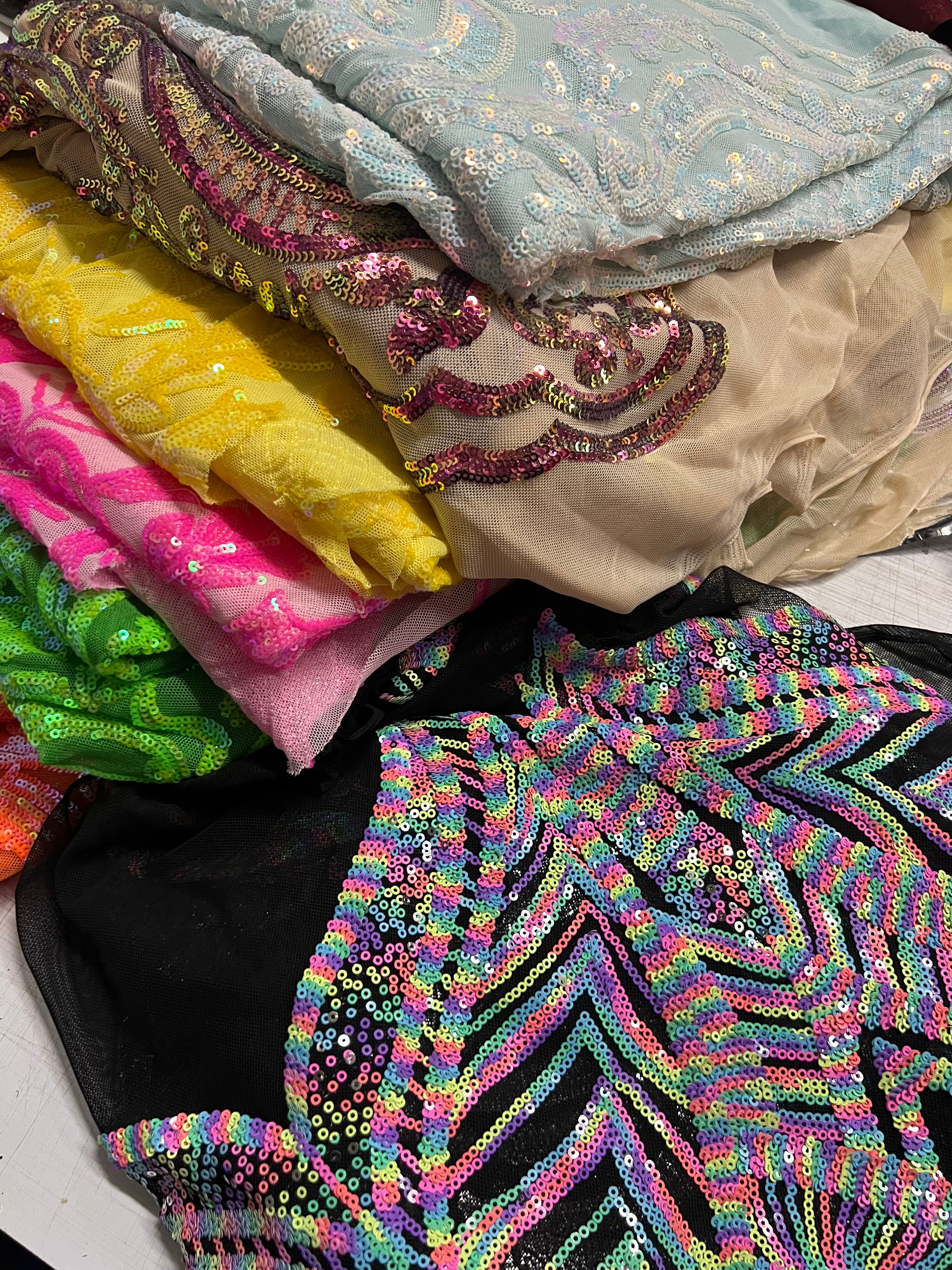 10 Yards Sequins Fabric - 4 Way Stretch Damask Sequins Design Fabric
