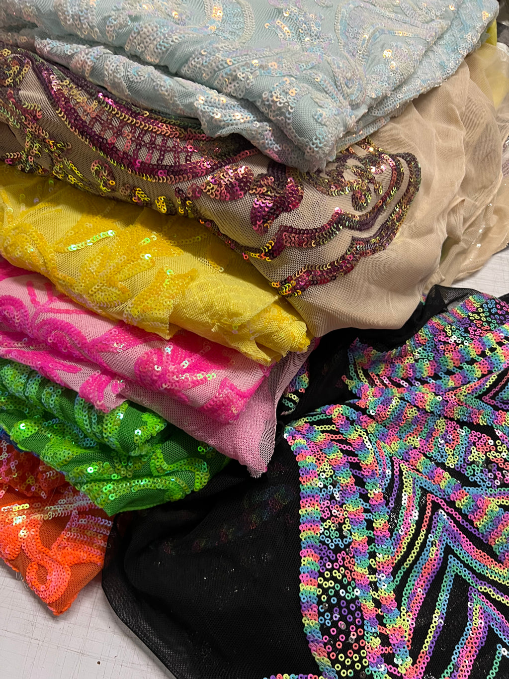 10 Yards Sequins Fabric - 4 Way Stretch Damask Sequins Design Fabric