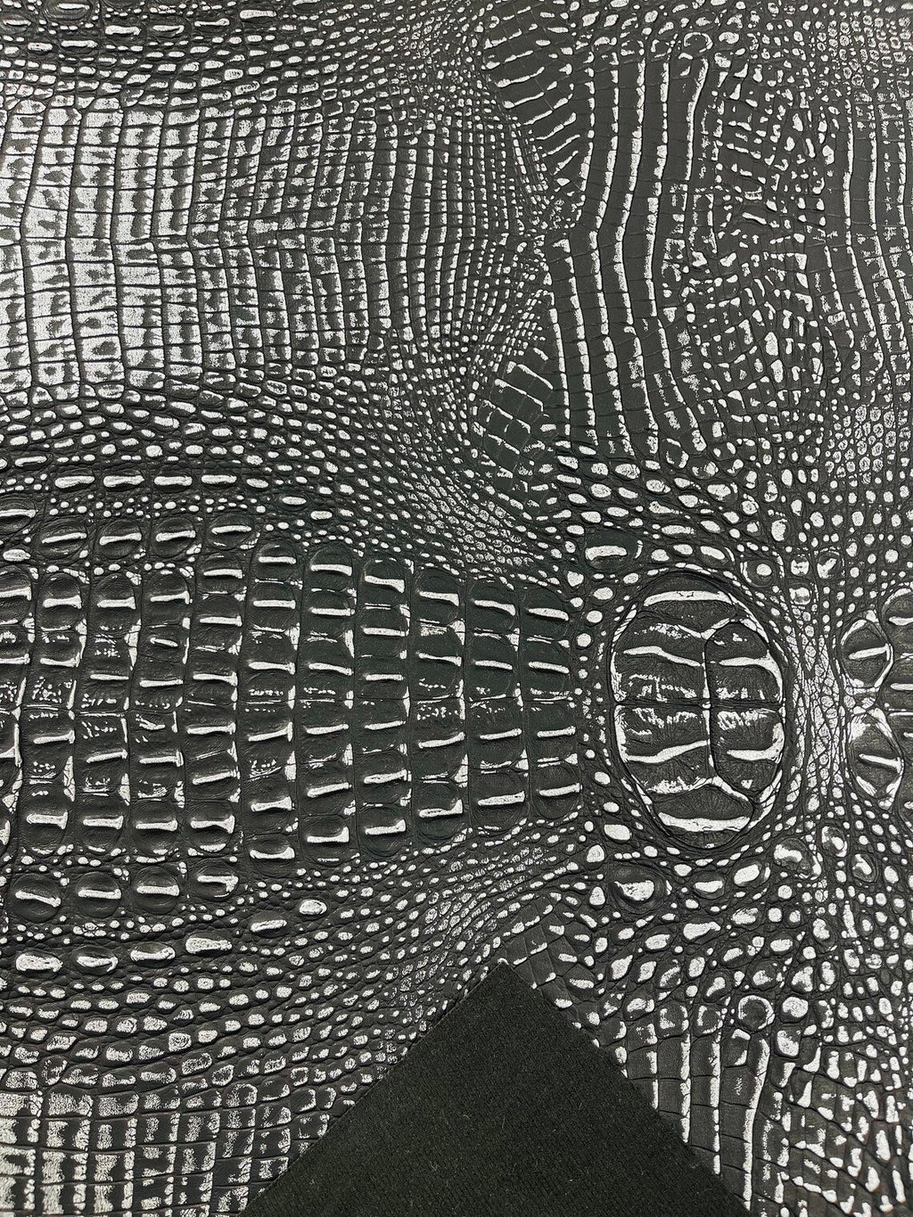 Alligator Faux Leather Vinyl - Black / Silver - Fabric 3D Scales Design Vinyl Alligator By Yard