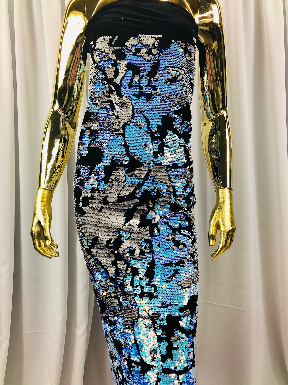 Velvet 4 Way Stretch Shiny Irreversible Sequins Fabric - Iridescent Aqua/White on Black Velvet