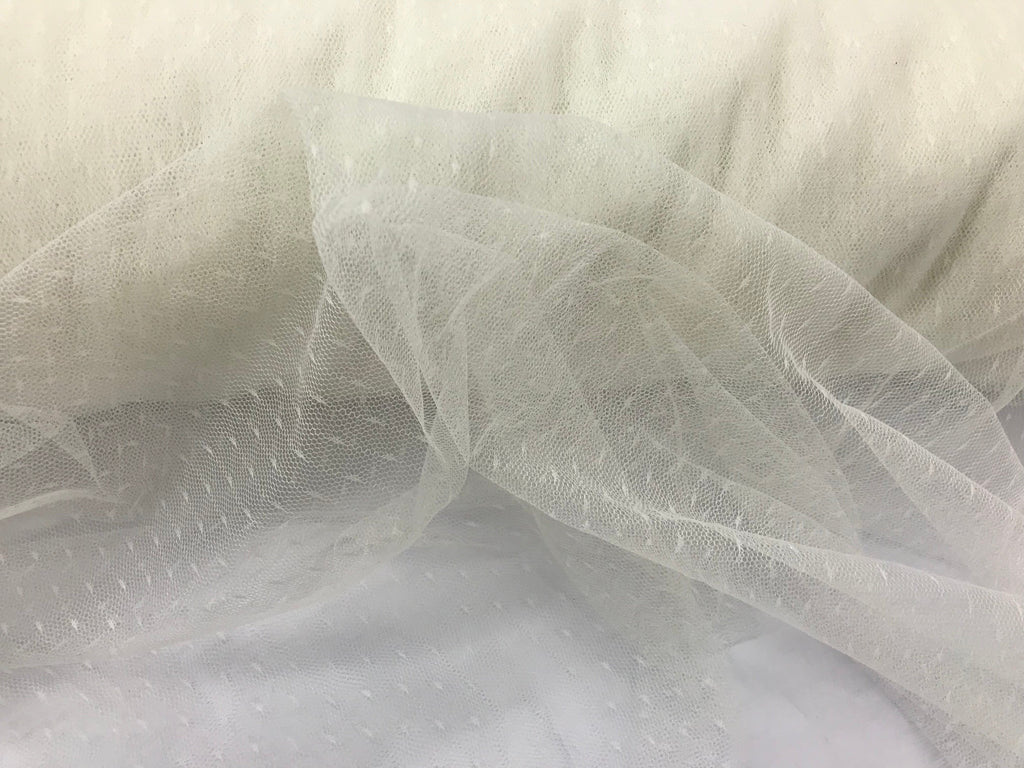 English Netting - Ivory - Mesh Net Fabric For Bridal Veil & Wedding Decor - By The Yard 58"/60"