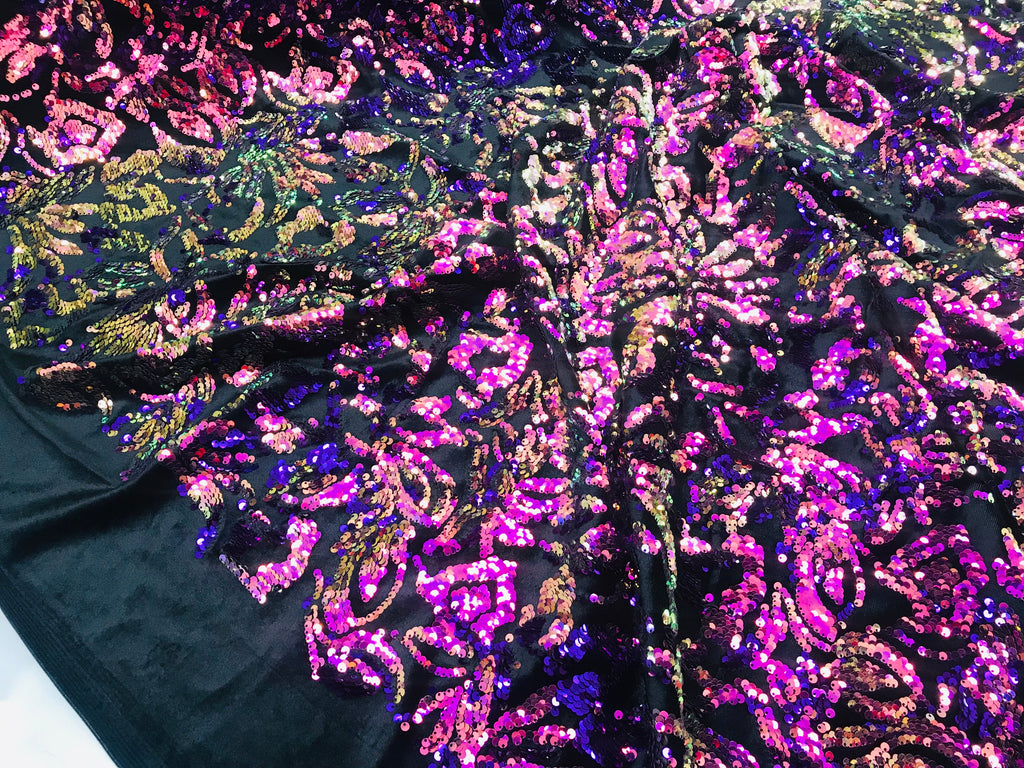 Reversible Velvet Sequins - Iridescent Purple - 2 Way Stretch Pattern Sequins on Black Velvet