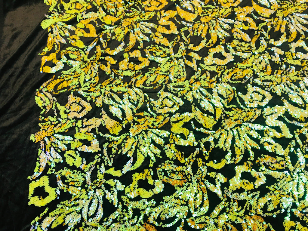 Reversible Velvet Sequins - Iridescent Yellow - 2 Way Stretch Pattern Sequins on Black Velvet
