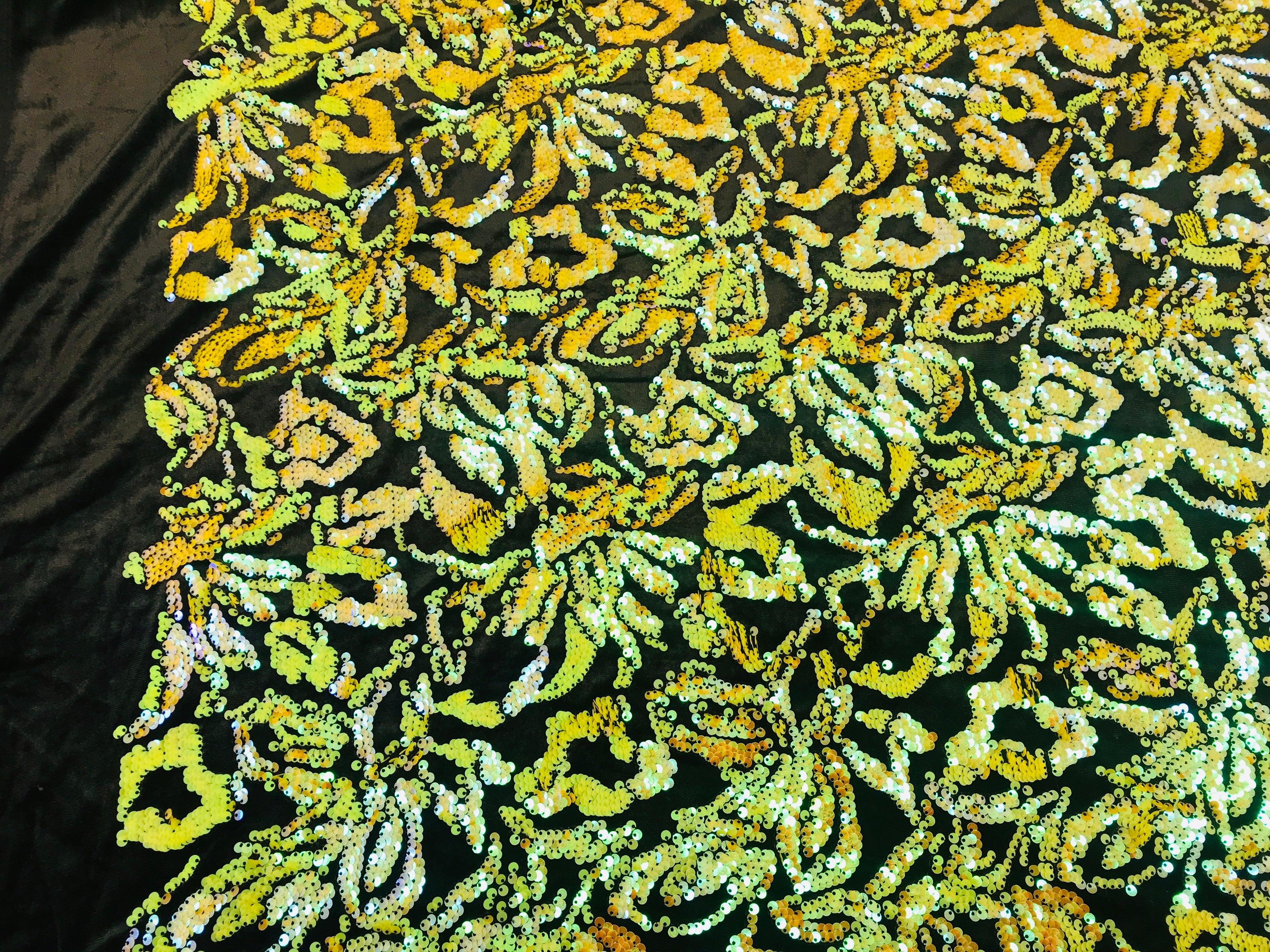 Reversible Velvet Sequins - Iridescent Yellow - 2 Way Stretch Pattern Sequins on Black Velvet
