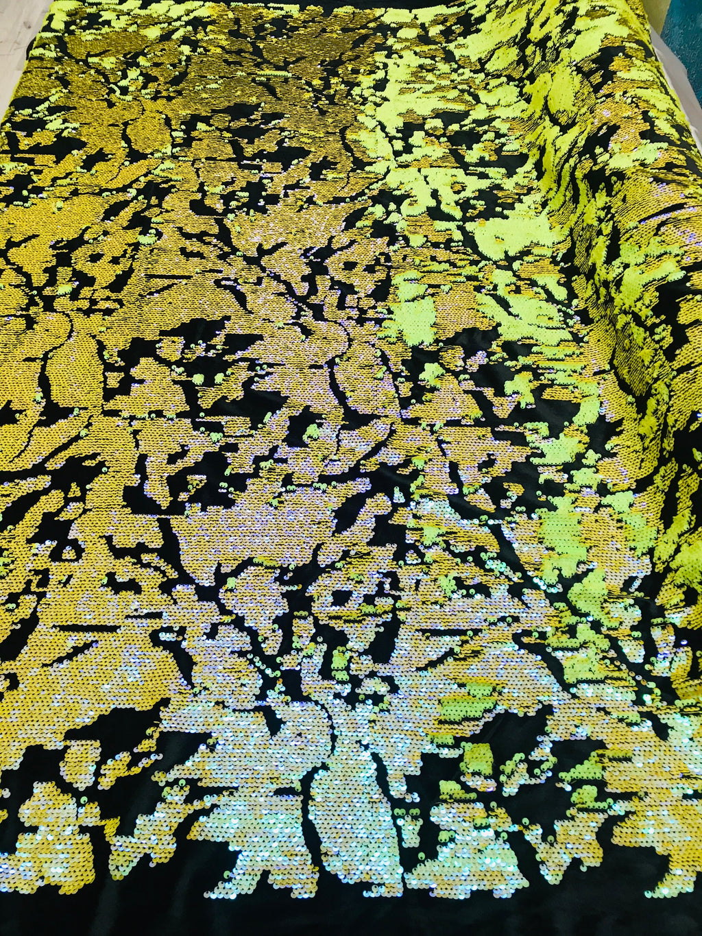 Reversible Velvet Sequins - Iridescent Yellow - 2 Way Stretch Shiny Sequins Fabric Black Velvet
