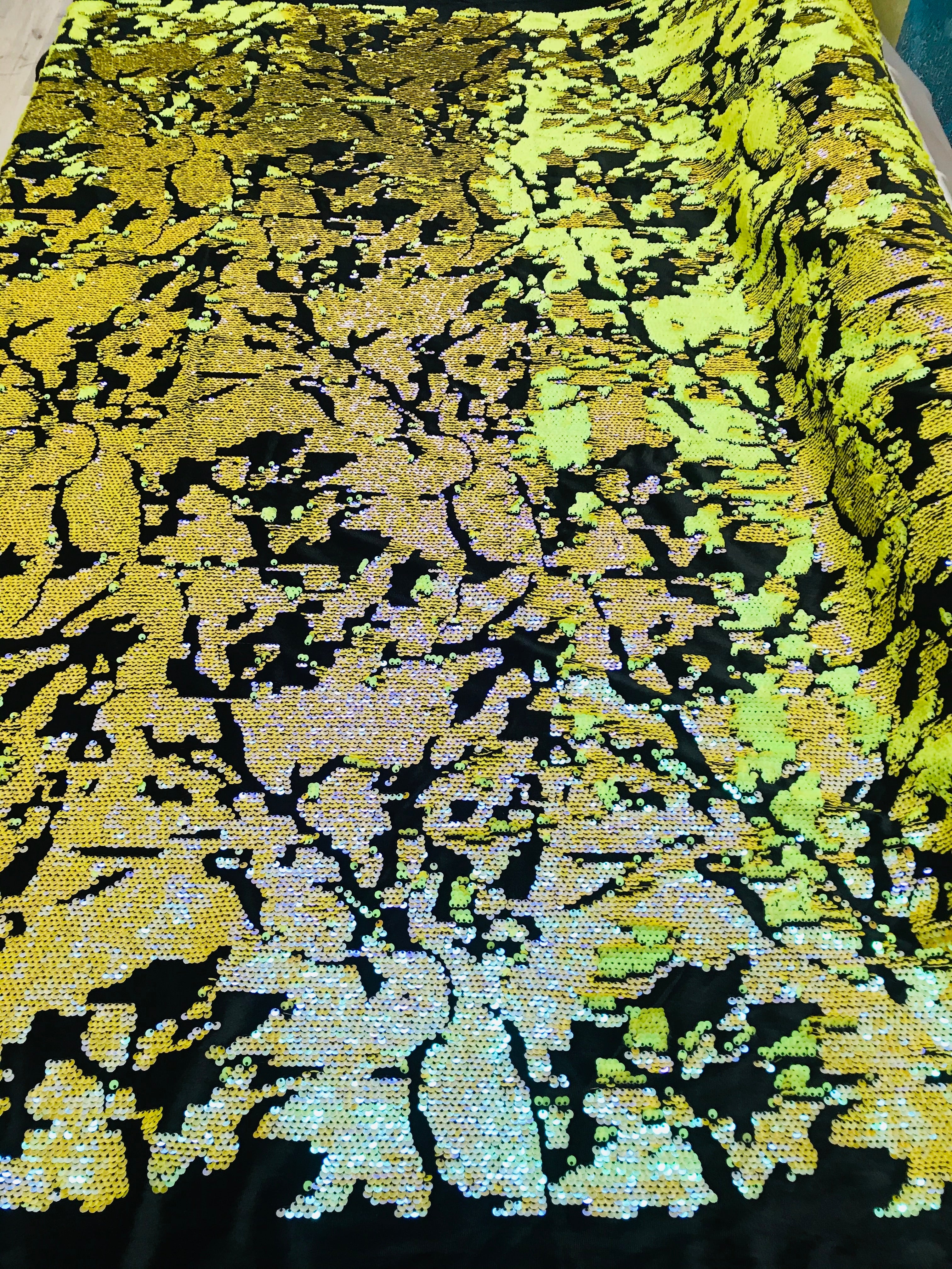 Reversible Velvet Sequins - Iridescent Yellow - 2 Way Stretch Shiny Sequins Fabric Black Velvet