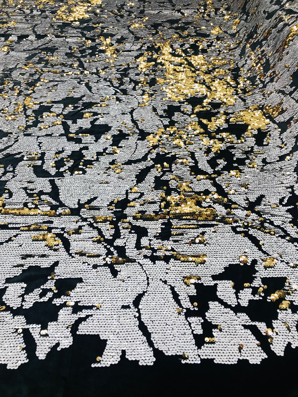 Reversible Velvet Sequins - White / Gold - 2 Way Stretch Shiny Sequins Fabric on Black Velvet